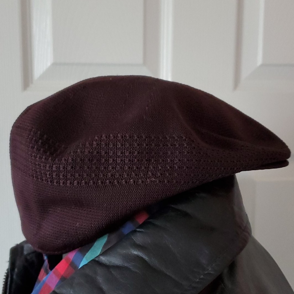 "Newsboy" flat cap hat - Unisex/ Brown color